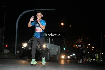 Runner Photo 4379804