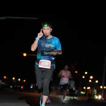 Runner Photo 4379824