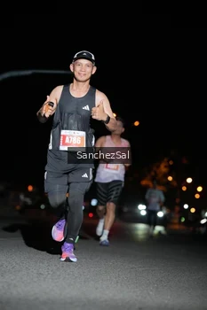 Runner Photo 4379862