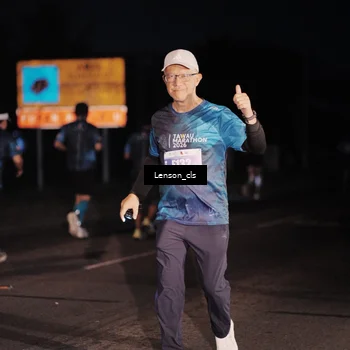 Runner Photo 4380020