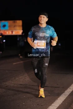 Runner Photo 4380028