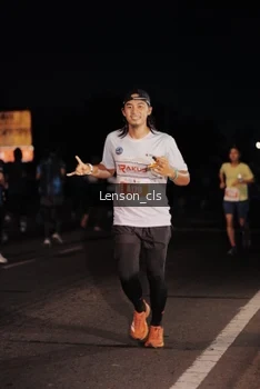Runner Photo 4380049