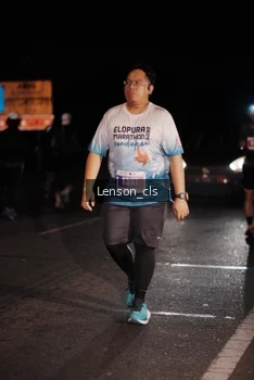 Runner Photo 4380068