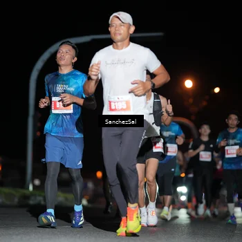 Runner Photo 4380075