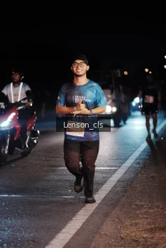 Runner Photo 4380090