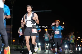 Runner Photo 4380091