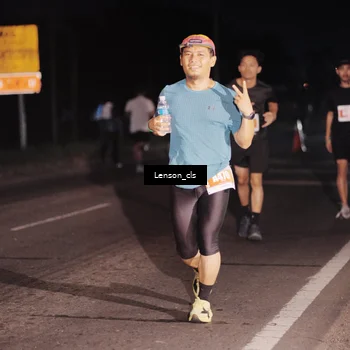 Runner Photo 4380140