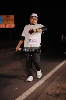 Runner Photo 4380177