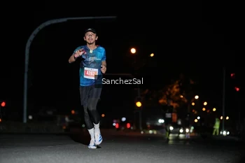 Runner Photo 4380306