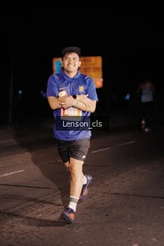 Runner Photo 4380335