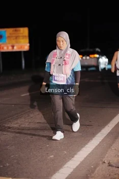 Runner Photo 4380466