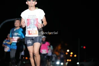 Runner Photo 4380484
