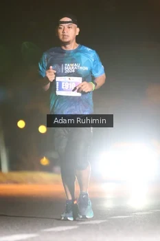 Runner Photo 4380512