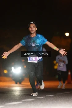 Runner Photo 4380516