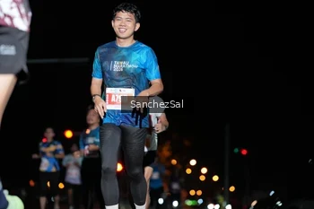 Runner Photo 4380521