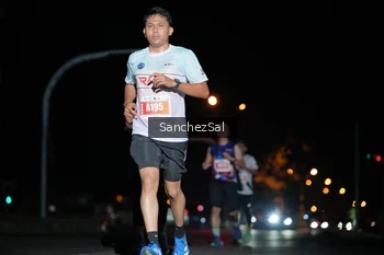 Runner Photo 4380551