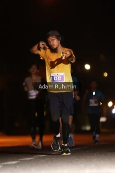 Runner Photo 4380593