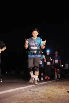 Runner Photo 4380597
