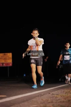 Runner Photo 4380605