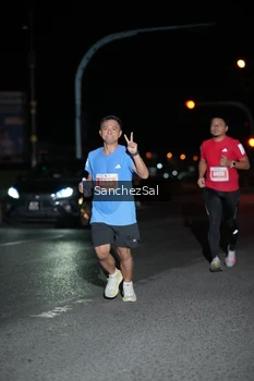 Runner Photo 4380629