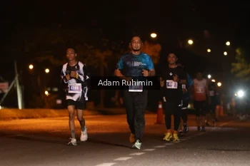 Runner Photo 4380677