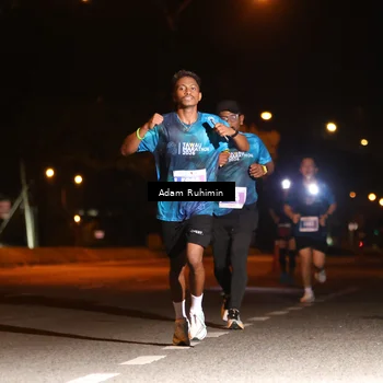 Runner Photo 4380696