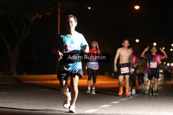 Runner Photo 4380715