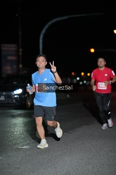 Runner Photo 4380724