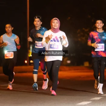 Runner Photo 4380744