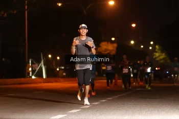 Runner Photo 4380753