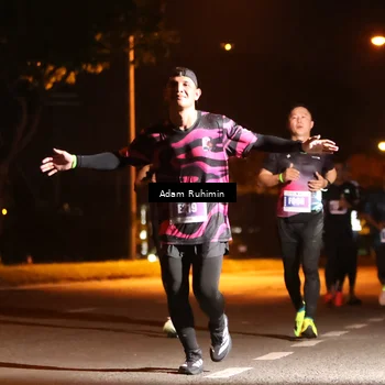 Runner Photo 4380759