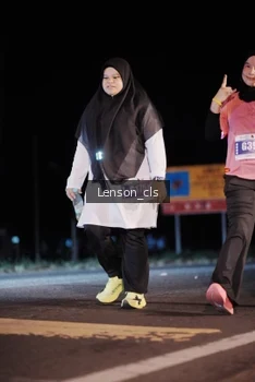 Runner Photo 4380804