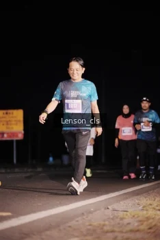 Runner Photo 4380819