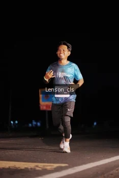 Runner Photo 4380845