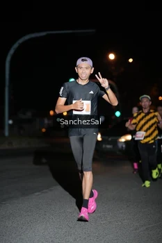 Runner Photo 4380869