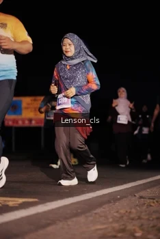 Runner Photo 4380885