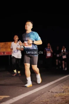 Runner Photo 4380907