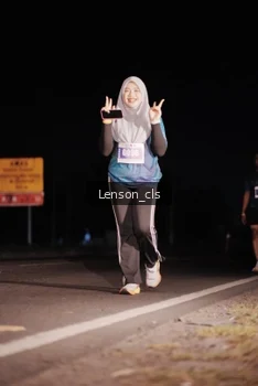 Runner Photo 4380923