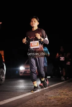 Runner Photo 4380991