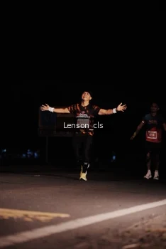 Runner Photo 4381051