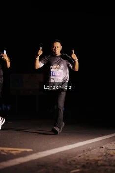 Runner Photo 4381059