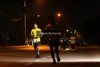 Runner Photo 4381065