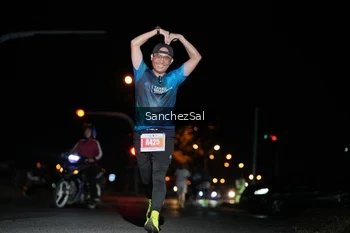 Runner Photo 4381083