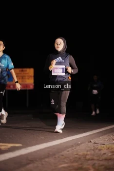 Runner Photo 4381102