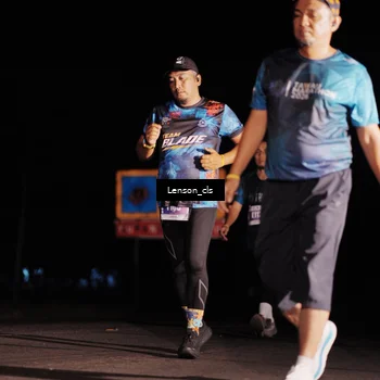 Runner Photo 4381103