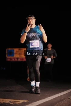 Runner Photo 4381118