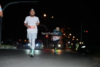 Runner Photo 4381132