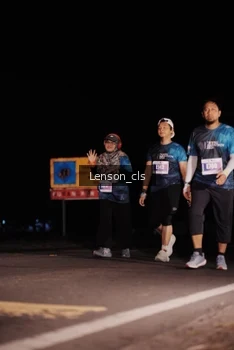 Runner Photo 4381141