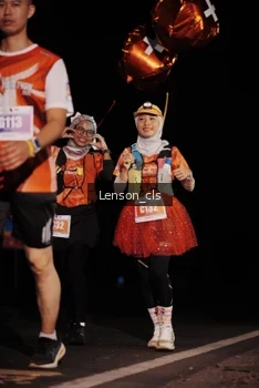 Runner Photo 4381152