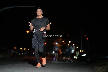 Runner Photo 4381154